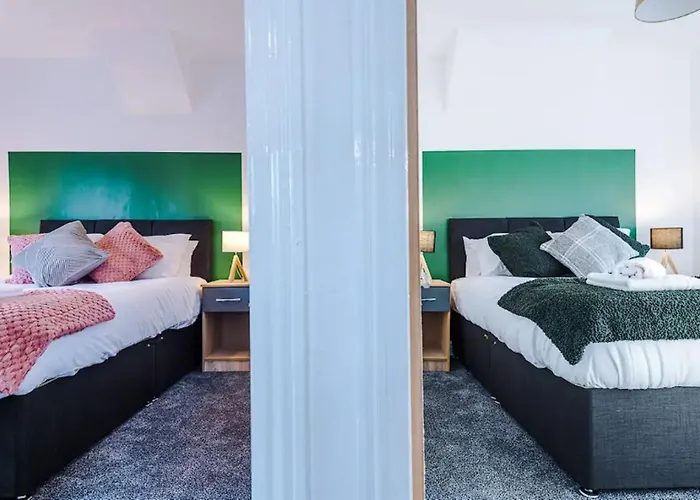 Charming And Modern 3br Steps Away From Center * York