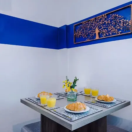 Charming And Modern 3br Steps Away From Center Casa de Férias