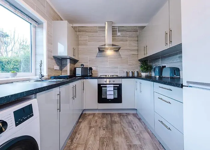 Vakantiehuis Charming And Modern 3br Steps Away From Center York