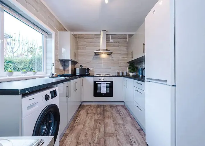 Charming And Modern 3br Steps Away From Center * York